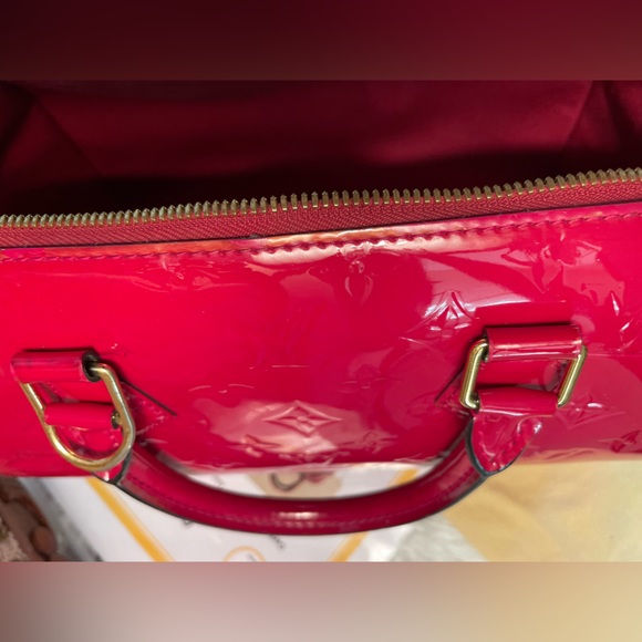 LOUIS VUITTON Montana Handbag Monogram Verni Leather Rose Andian - Valentines 💘 - Picture 15 of 16